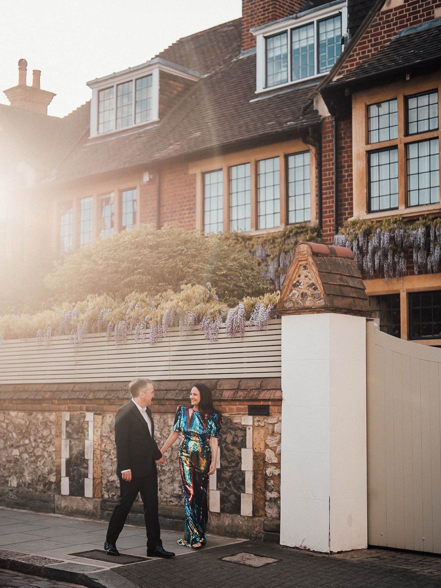 Simon + Kirsty on their lovely wedding day at @marrymeinchelsea.
.
.
.
.
.
#chelseaoldtownhall #chelseawedding #londonweddingphotographer #londonmicrowedding #londonwedding