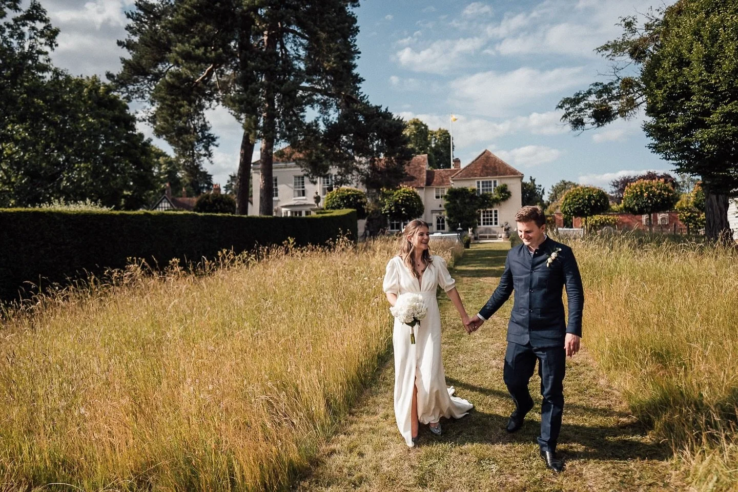 Another from Georgie + Jakob&rsquo;s wedding day at @highamplace, Suffolk.
.
.
.
.
.
#suffolkwedding #suffolkweddingvenue #suffolkweddingphotographer #suffolkweddingphotography #suffolkweddingsuppliers