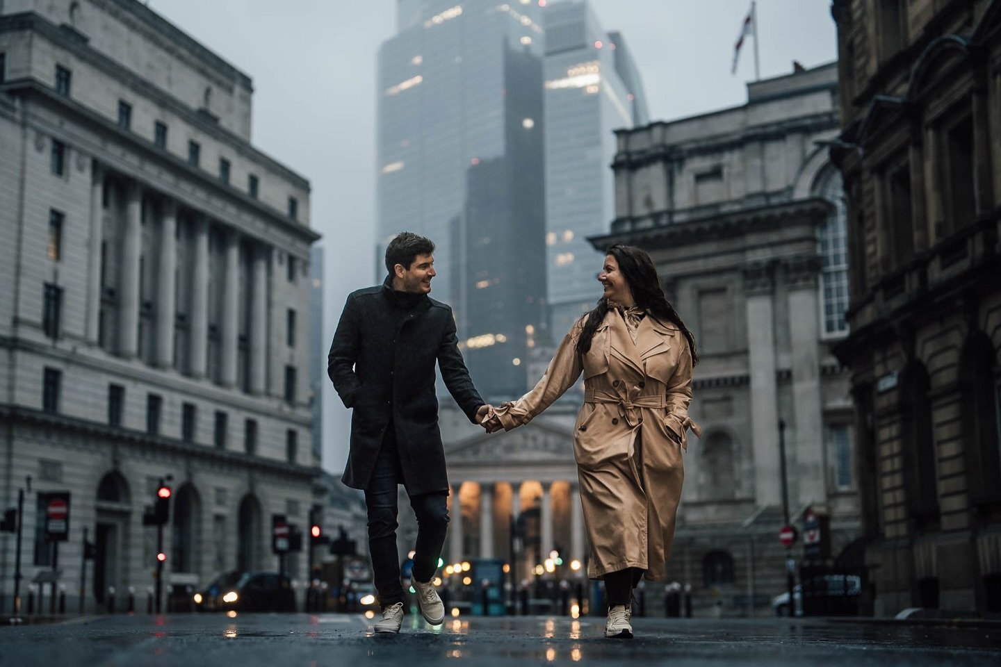 Pauline + Yoann on a misty evening in The City. 
.
.
.
.
.
#londoncoupleshoot #londoncouplephotographer #londonweddingphotographer #bluehourphotography #londonphotographer