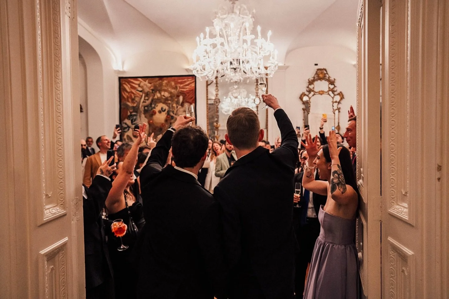 Lorenzo + Jiri being welcomed into their reception, at the wonderful Italian Ambassador&rsquo;s Residence, Mayfair..
.
.
.
.
.
#londonweddingphotographer #londonweddingphotography #londonmayfair #mayfairwedding #londonweddings