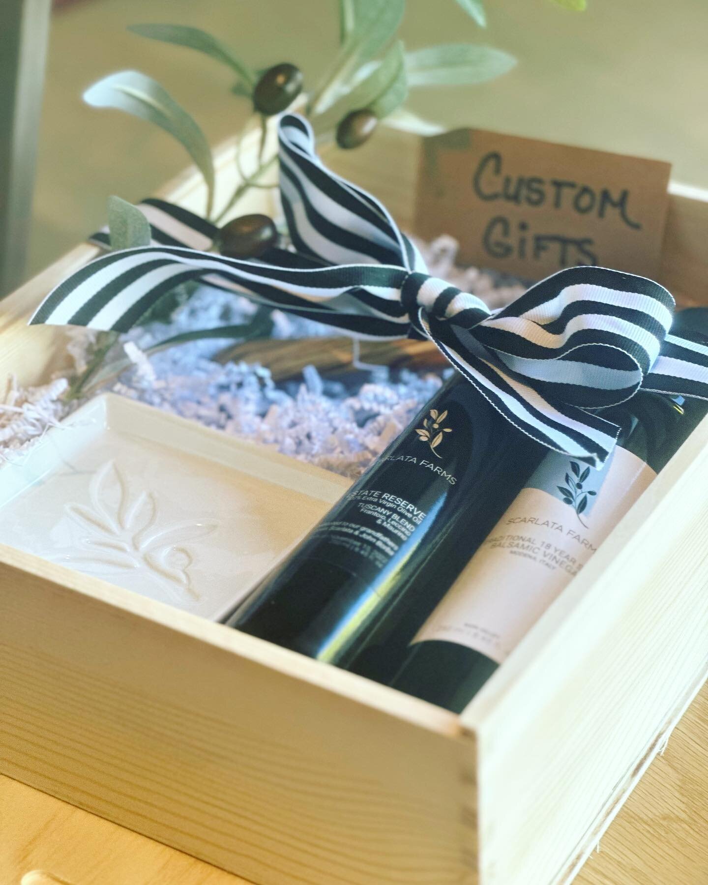 It&rsquo;s never too early to start planning your holiday gifts! We customize our gift boxes to include your budget and gift selections. Email us at scarlatafarms@yahoo.com to discuss options. We can accommodate any quantity! Corporate gifting and Ho