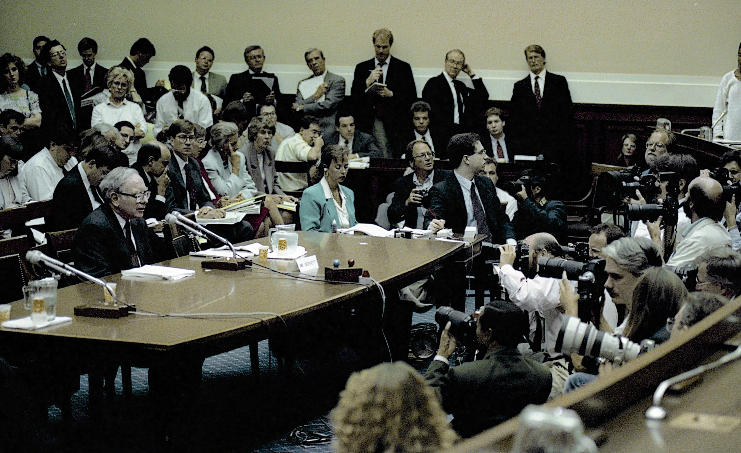 Warren Buffet testifying before Congress on Salomon Brothers