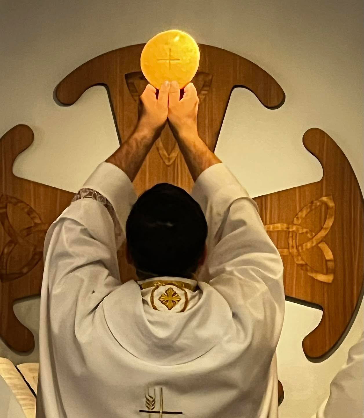 Christ our Passover
1 Corinthians 10:16-17
Is not the cup of thanksgiving for which we give thanks a participation in the blood of Christ? And is not the bread that we break a participation in the body of Christ? Because there is one loaf, we, who
