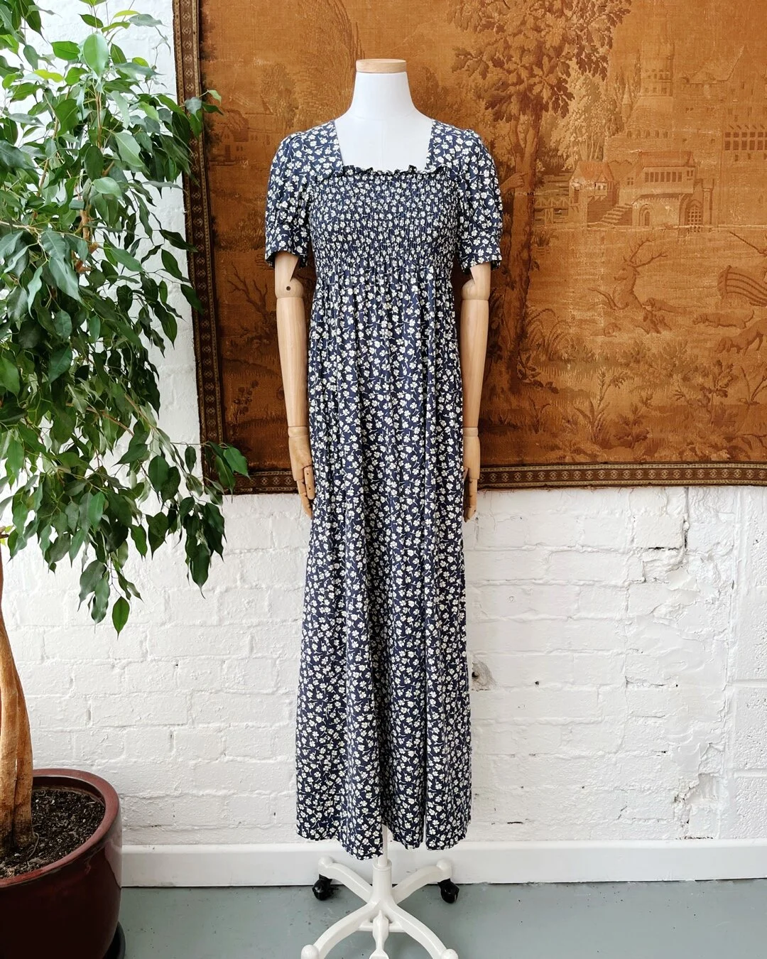 dorothy perkins floral maxi dress Dorothy Perkins Women's Frill Detail Floral Tiered Printed Poplin Maxi Dress in Blue | Size: 14