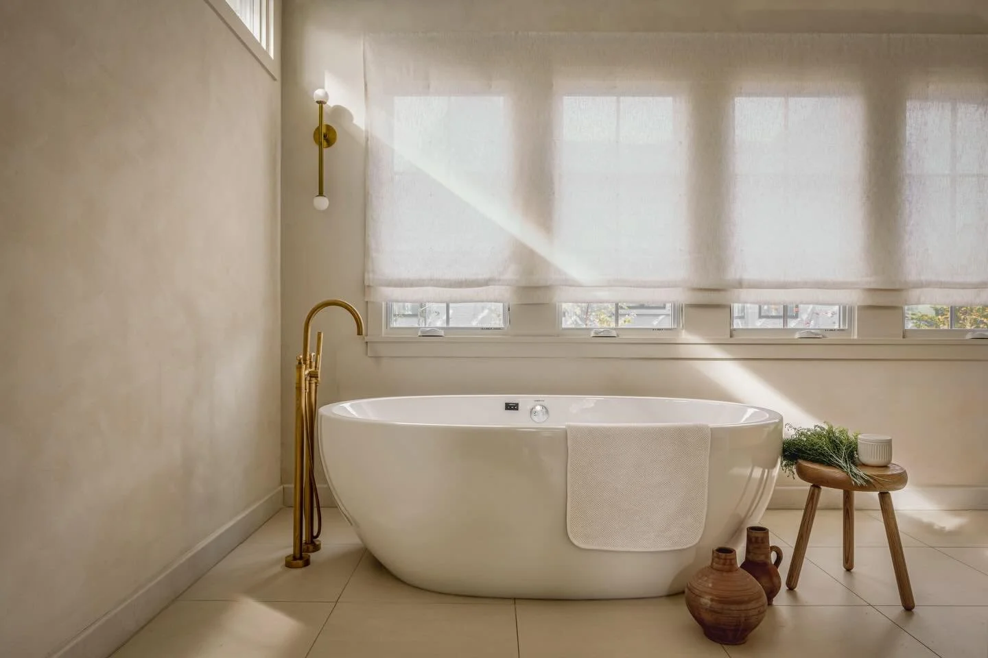 BATH/SAUNA DAY ON SCHEDULE FOR EVERYONE ON THE NORTHERN EAST COAST ☃️ #residentialdesign#luxurylife#interiordesign#snowday