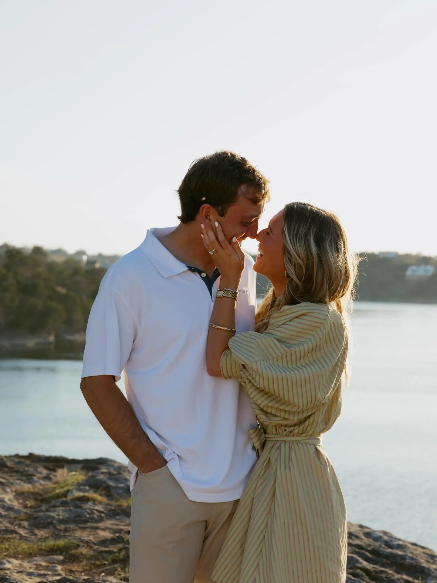 Emma &amp; Tristan ENGAGED !!! 💍 

From the moment Tristan messaged me, he had everything planned out to be perfect for his soon-to-be fianc&eacute;, and it couldn&rsquo;t have been better! So so happy for this sweet couple and the future they have 