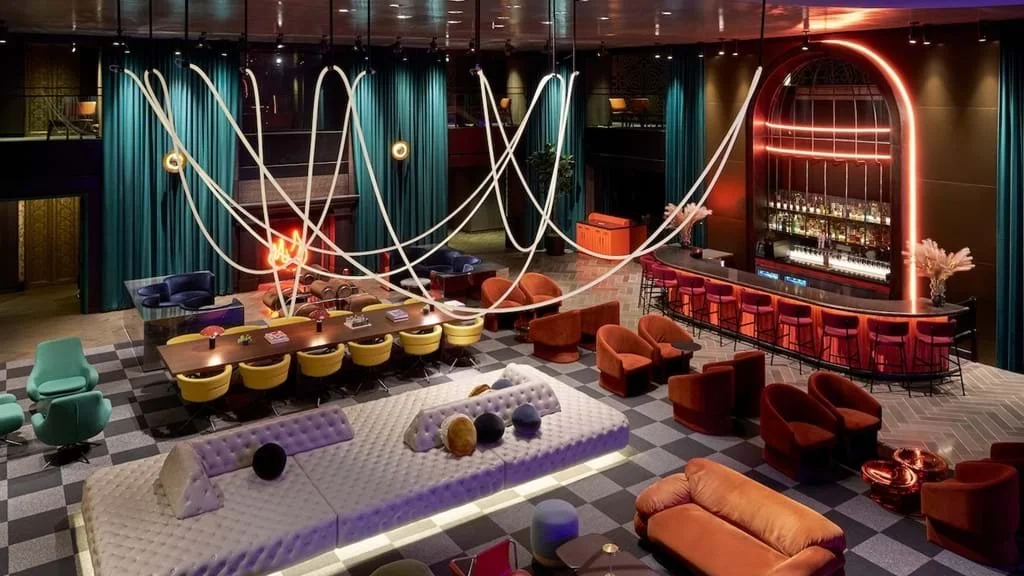 paramount-times-square-a-generator-hotel-gallery-1-lobby.jpg