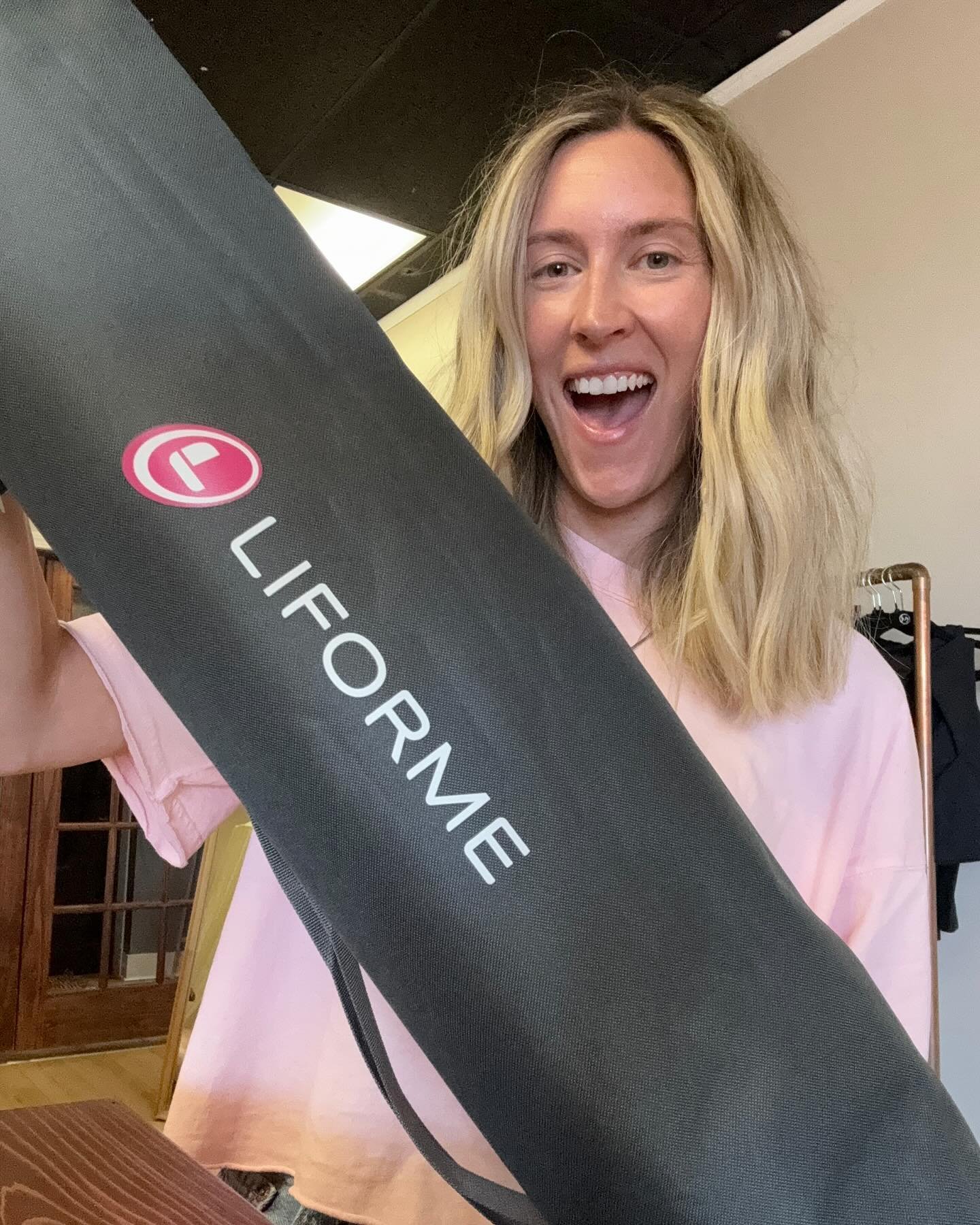 🌈 𝗚𝗜𝗩𝗘𝗔𝗪𝗔𝗬 !!! 🙌🏼

As a thank you to our incredible community we want to give away a brand new @liforme lotus mat! 🪷 ($185 value!) Swipe to see a picture 🤩 To be entered to win is simple! If you&rsquo;ve taken a class with us &amp; enjoy