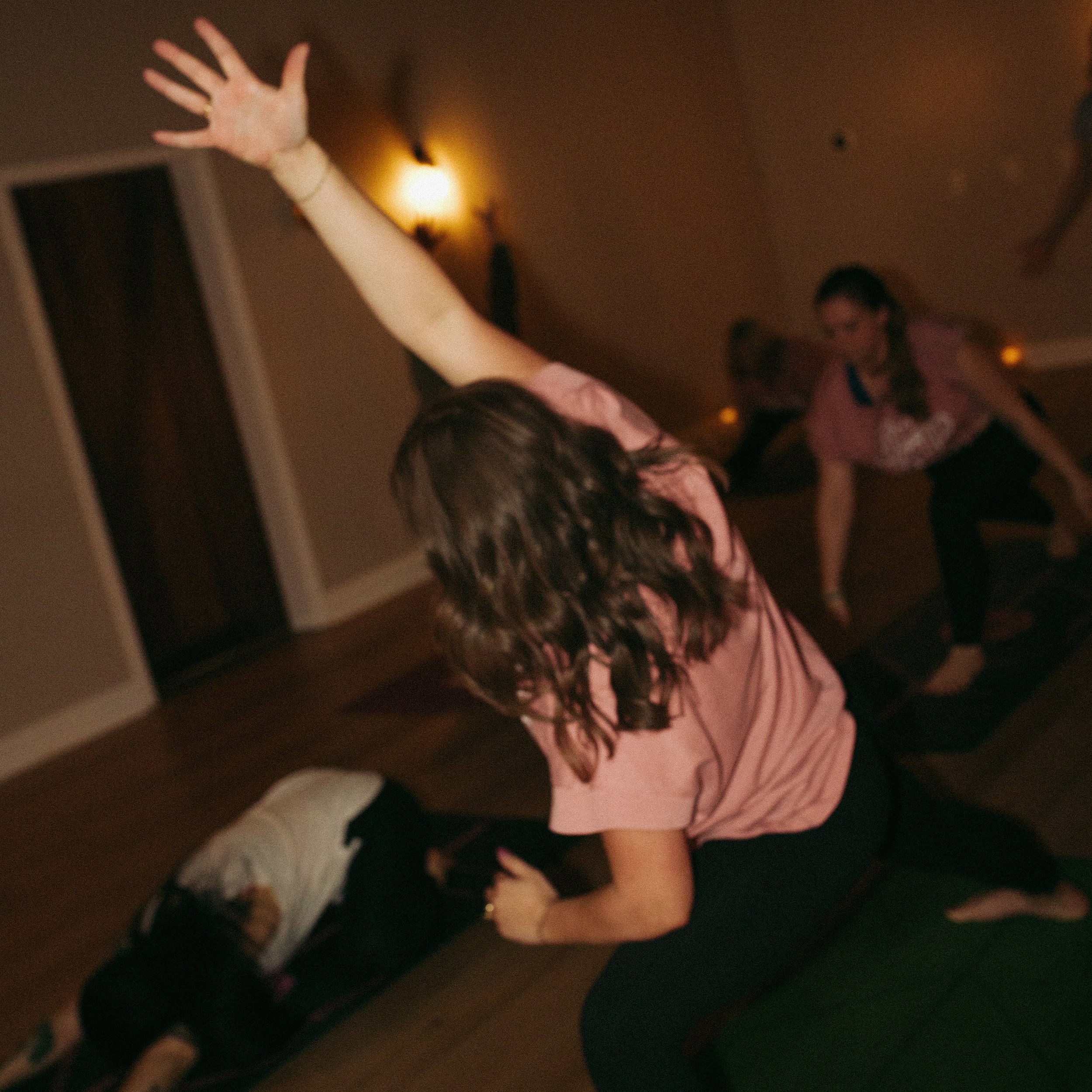 Mondays are for movement 💫

8am Slow Flow * NEW
930 Yin
530 Slow Flow
7 Vinyasa

We hope you had a beautiful solstice, friends 🌞