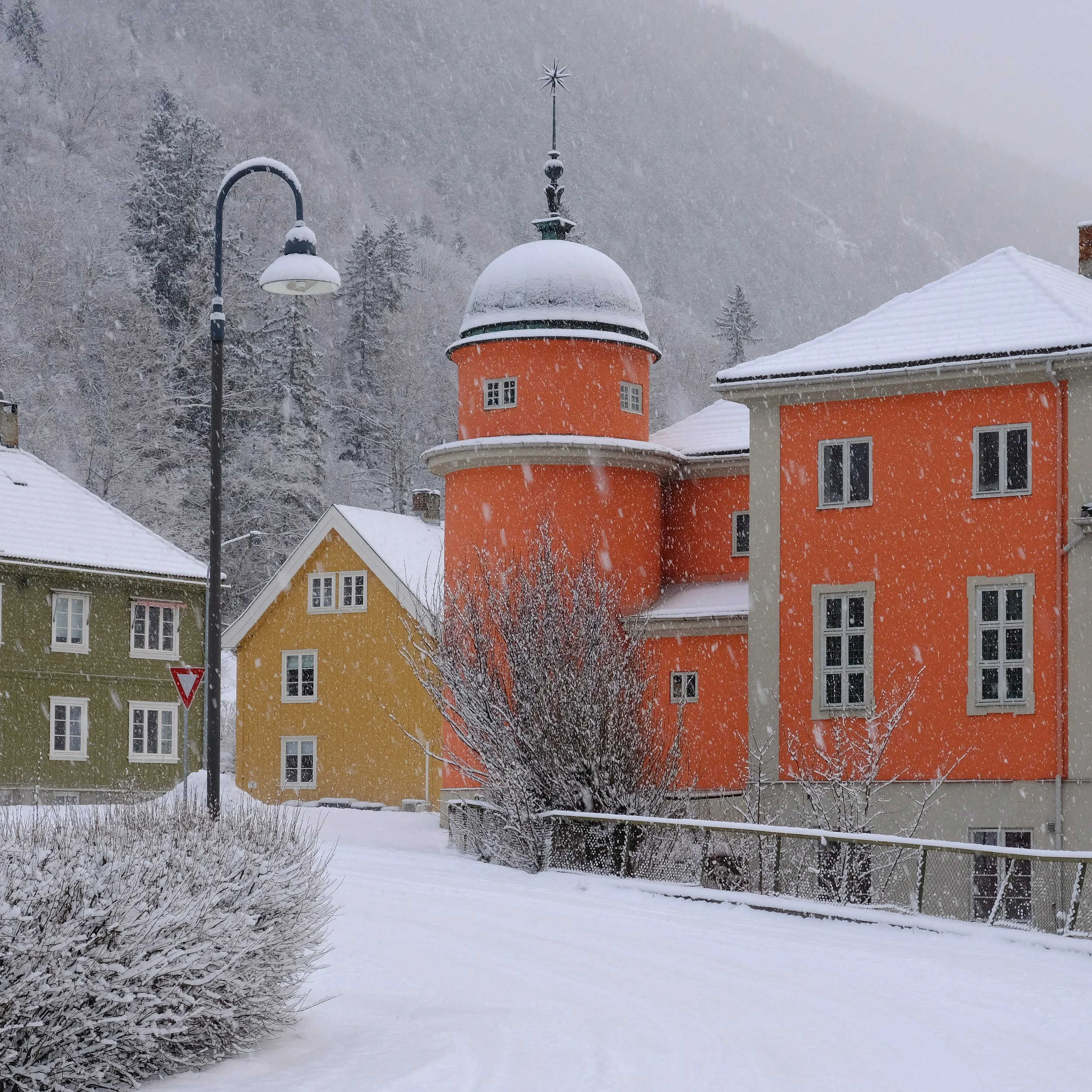 Baptistkirken, Company Town