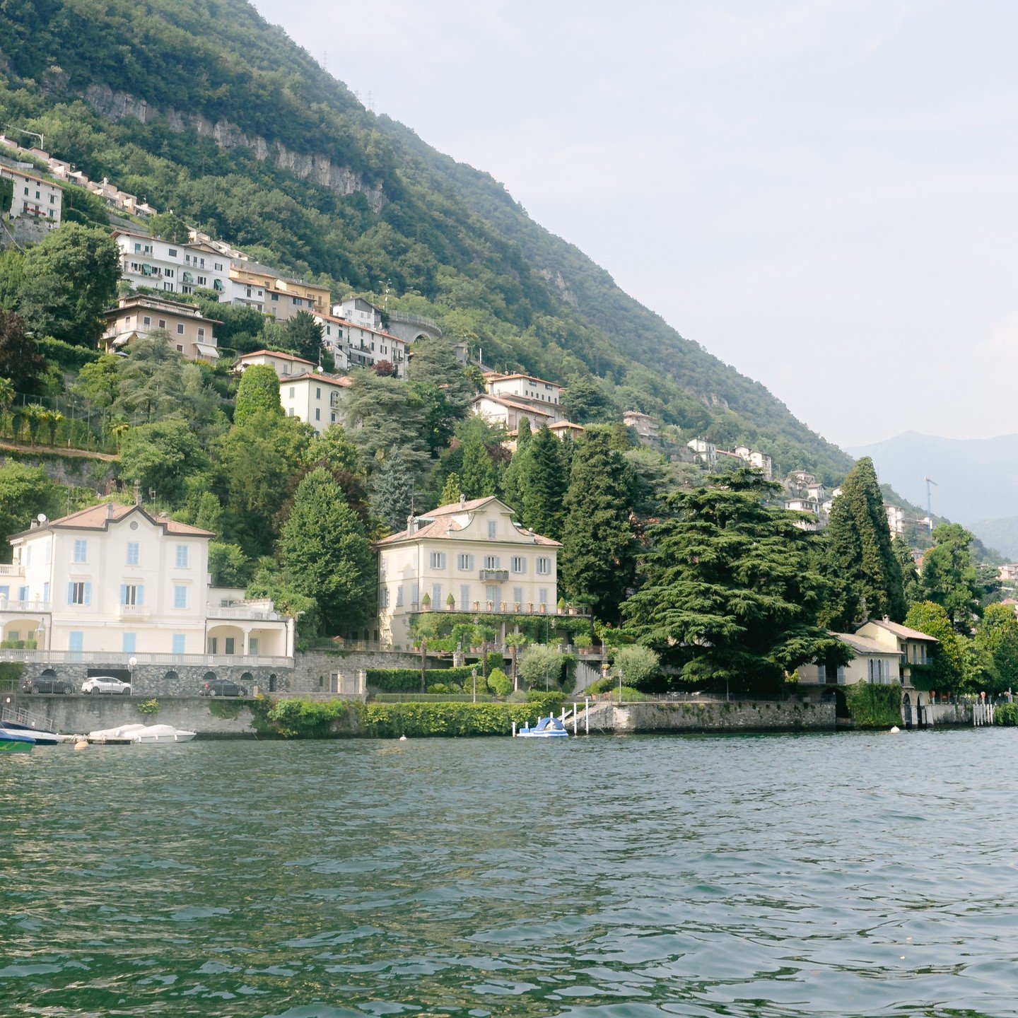Landscapes to fall in love with ❤️ lake of Como.

Im ready for a little bit sunshine myself, will be out of office for a few days 😎. 

#villateodolinda #destinationwedding #lakecomo #weddingphotographer #weddinginitaly #fineartphotography #instabrid
