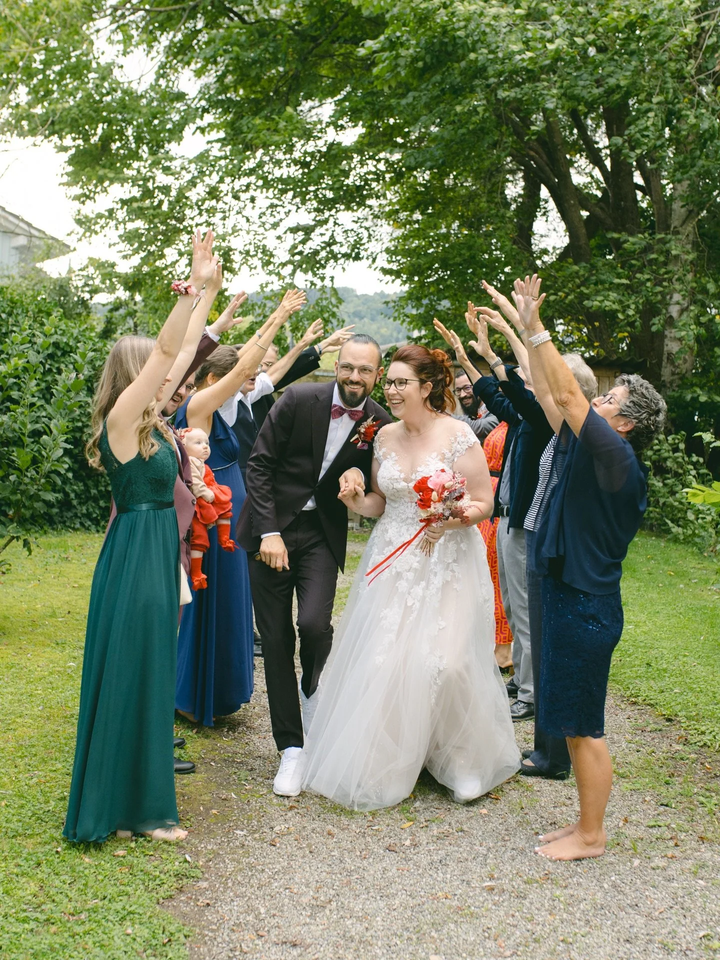 Psst... pssst... i'm still here! 😜

Things have been quiet on my side, I did put my camera down for a while, but I am slowly coming back! 

I want to tell you a philosophical thought to start the year, but I honestly feel like the composition of my 