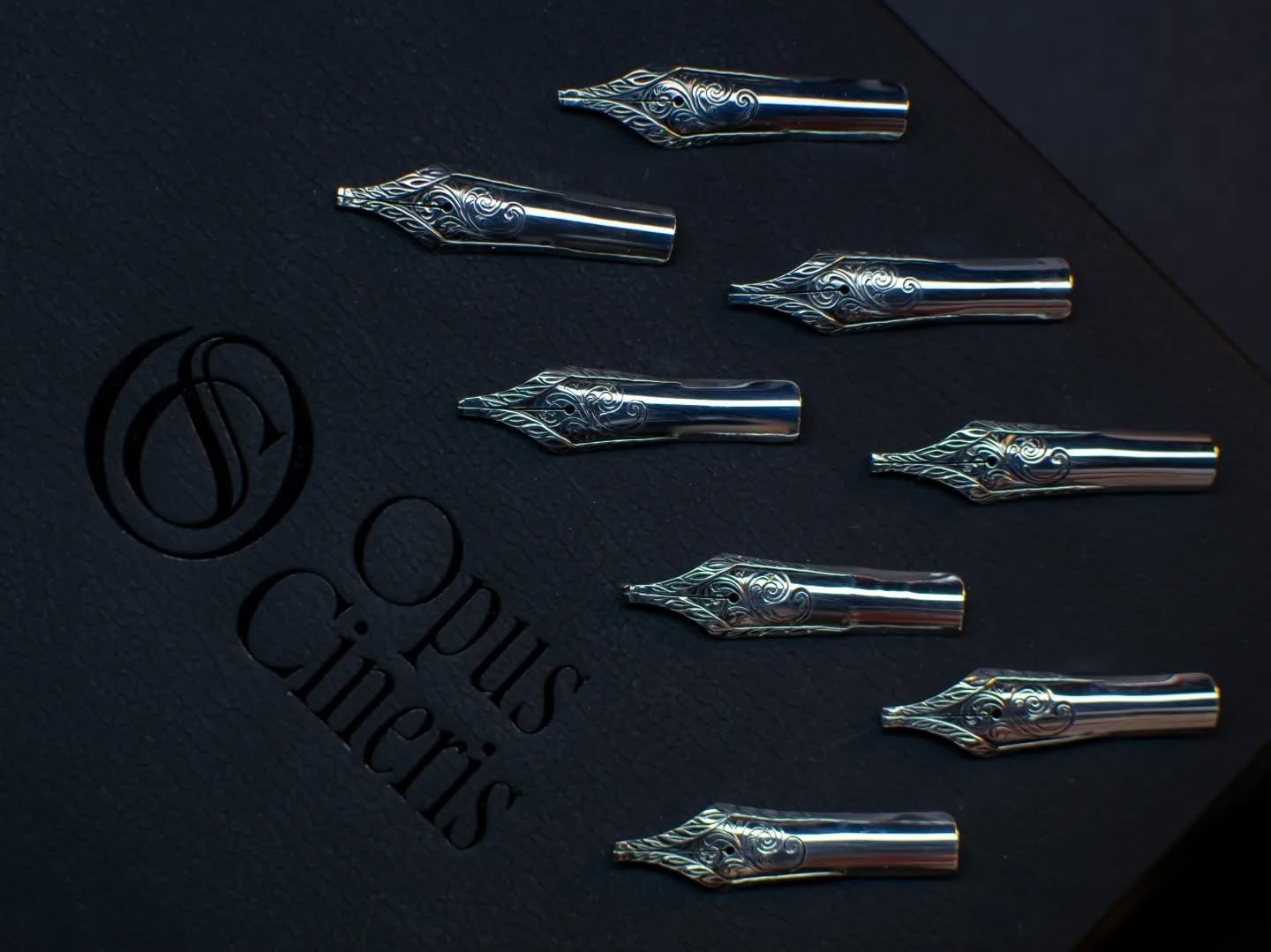 Uhm, hi! As I am posting this, I am about to board a flight to DC! Can you believe it? I sure can't. And, DC, I may or may not have a little something for you...

I haven't talked about it all that much, but one of the most amazing goldsmithing techn