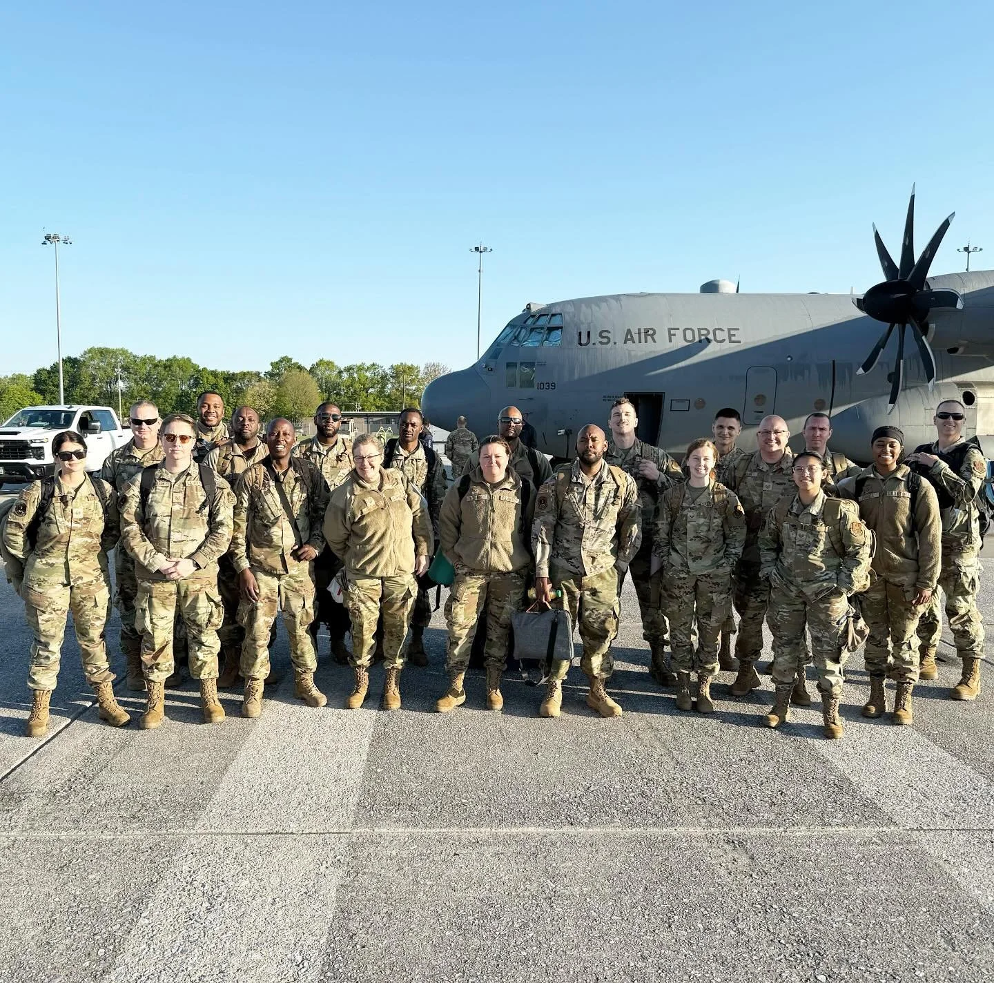 I miss tattooing, but when ya gotta go, ya gotta go. Much love to my family, friends, my tattoo family @inkedarts , and my clientele back at home.
I’ll be back to stab yall soon enough. 🫶🏽❤️ ✈️