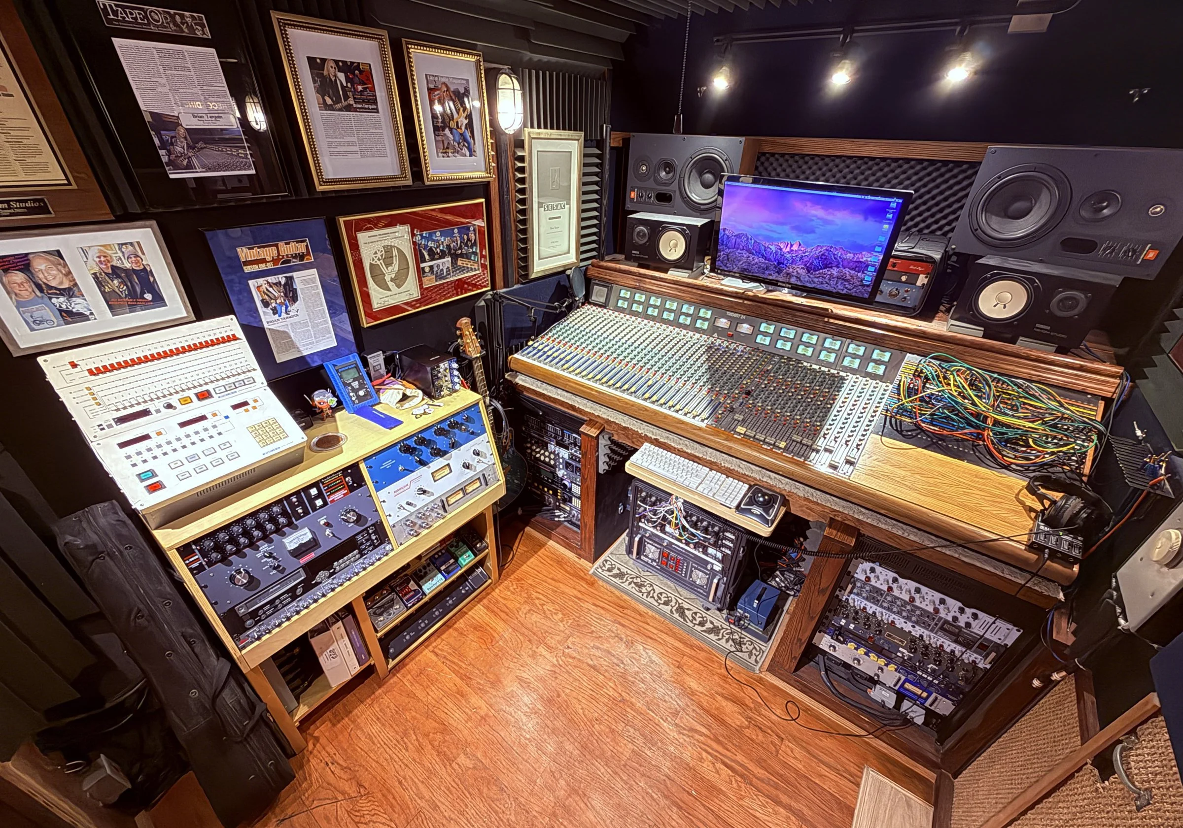 Studio 2.jpg