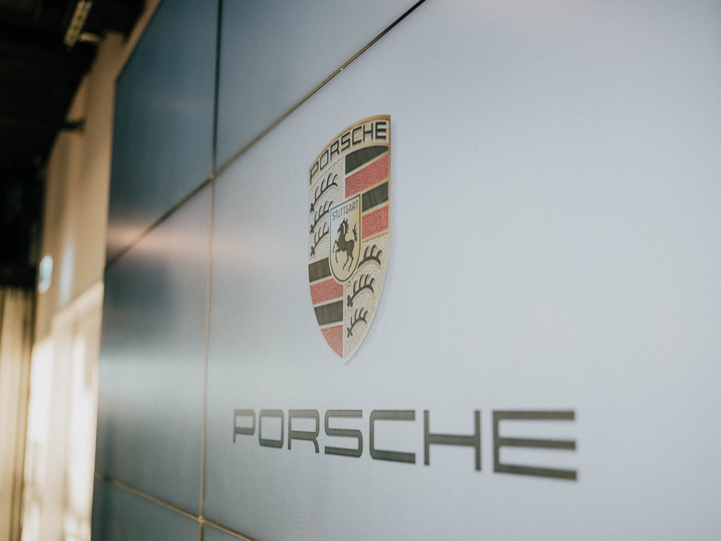 Porsche-Experience-Center-Hockenheim-Marketing-Club-Rhein-Neckar-08.jpg