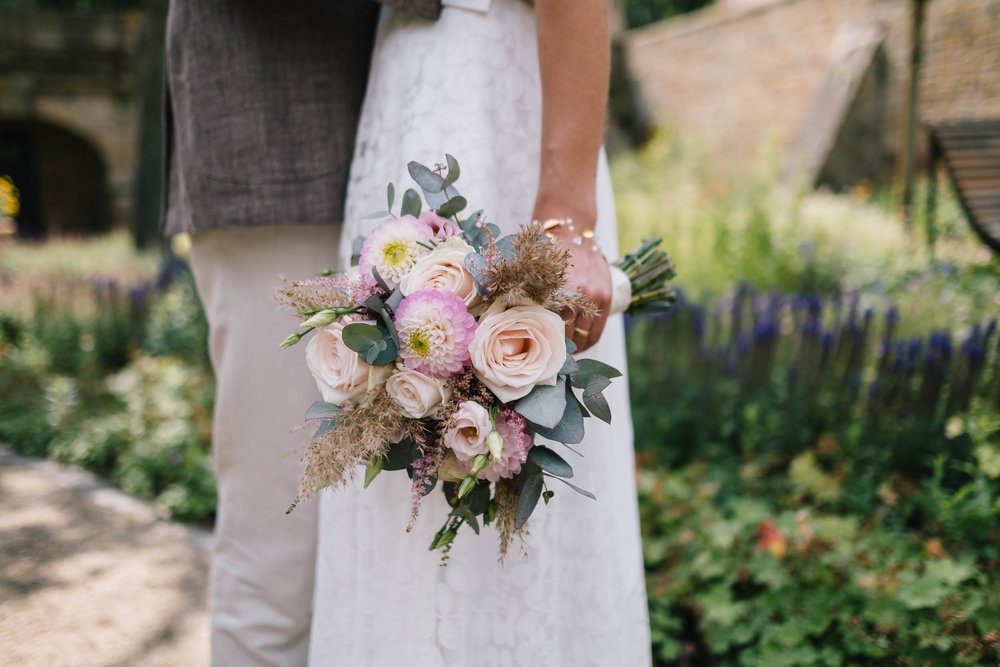 Standesamtliche-Hochzeit-Deidesheim-mit-Planwagenfahrt-210709-14.jpg