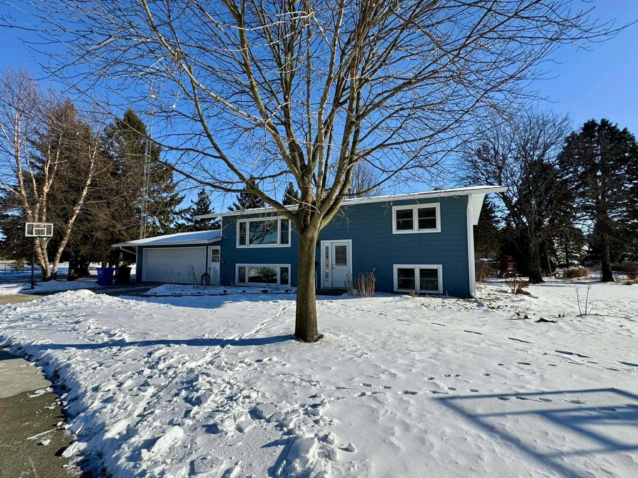 122 Circle Drive Randolph, WI 53956