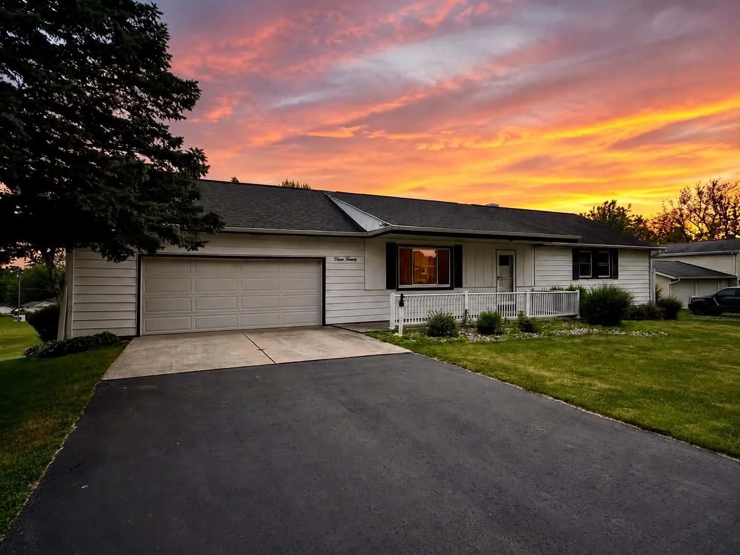 320 W Third Street Fox Lake, WI 53933