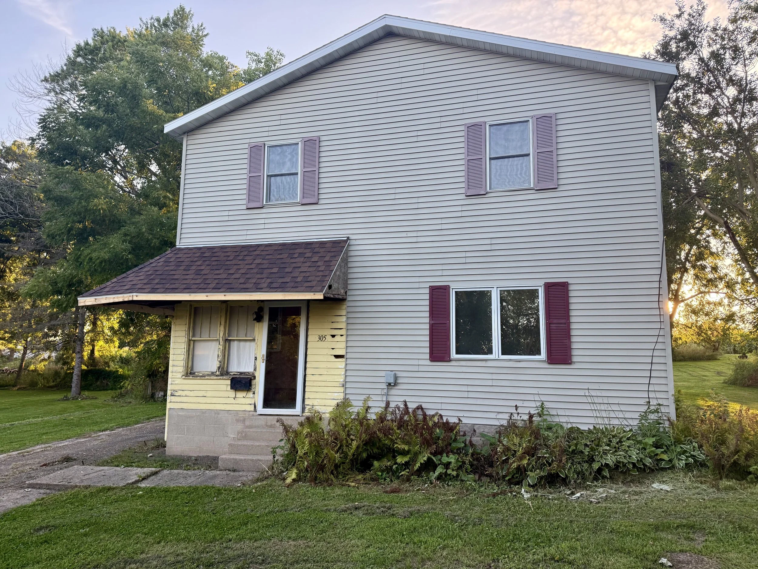 305 Rosedale Avenue Fox Lake, WI 53933