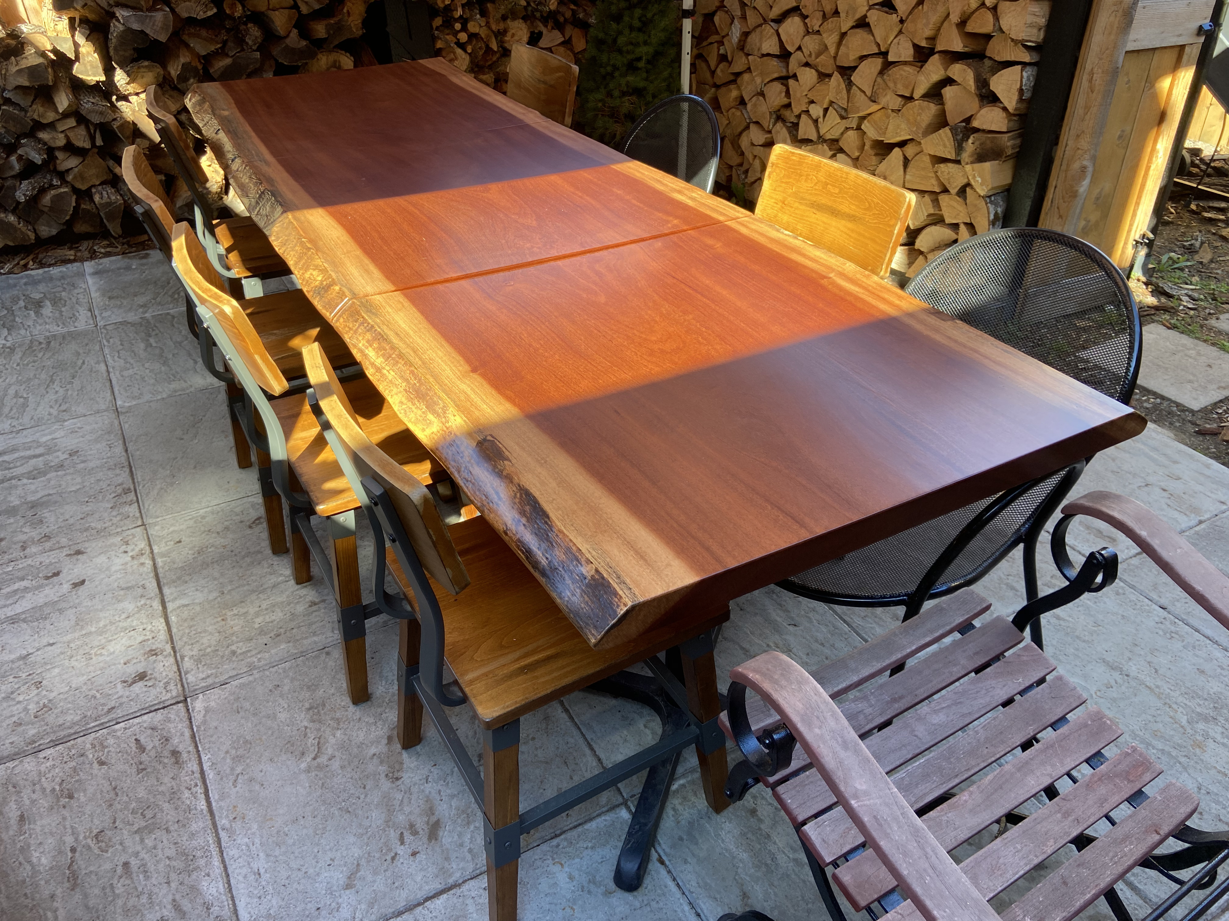 Sapele Dining 1.png