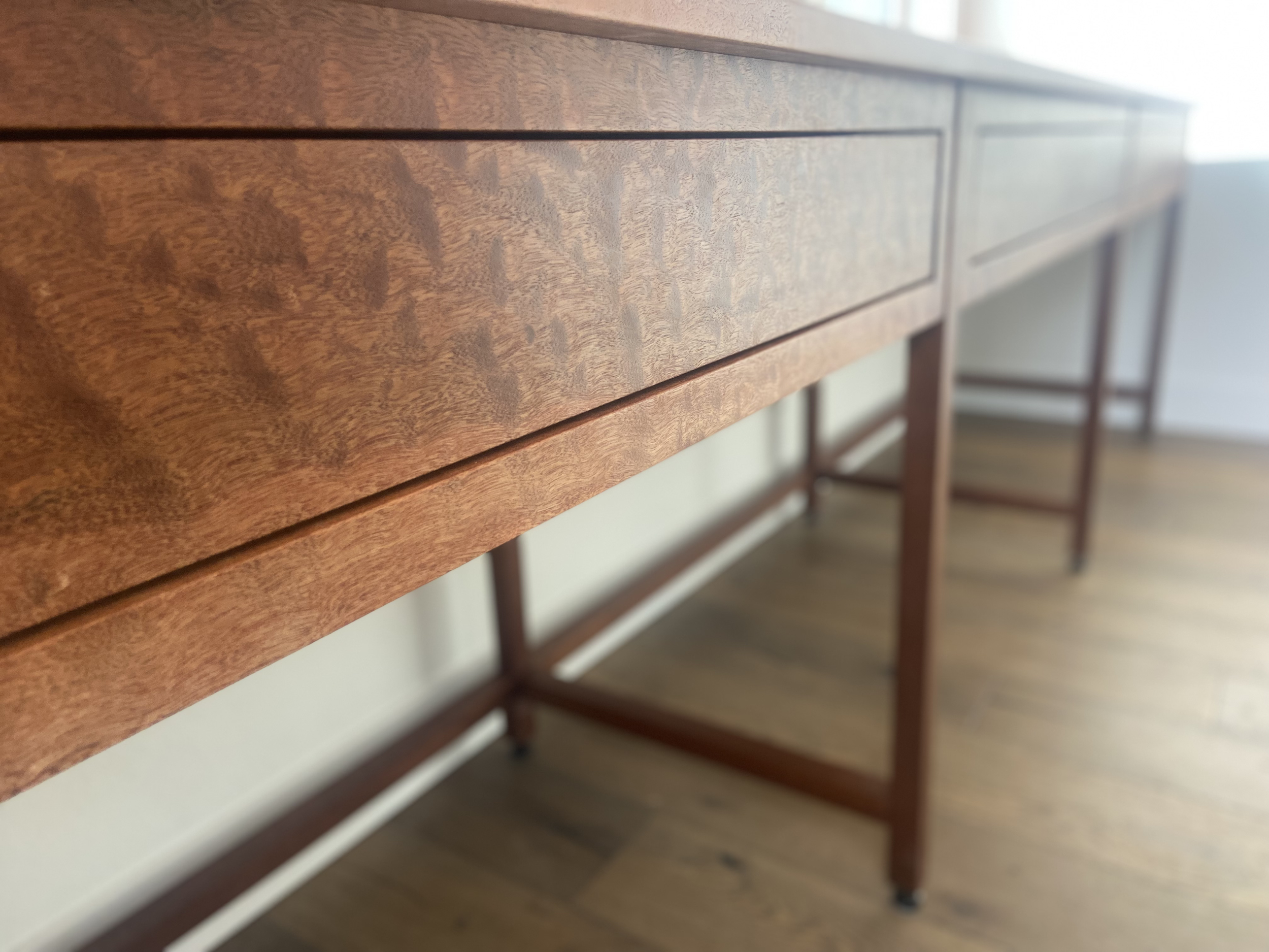 Sipo desk 2.png