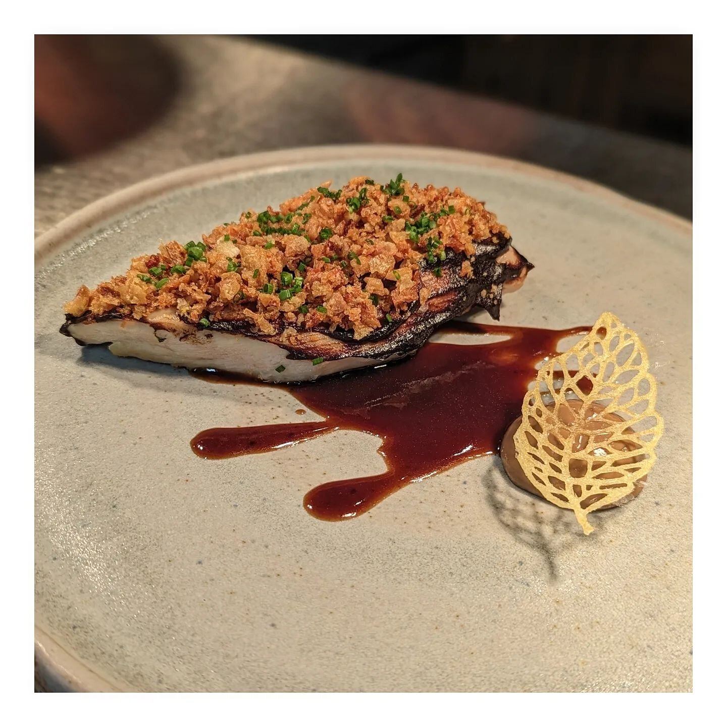 WINNER WINNER CHICKEN DINNER

Introducing our wedding breakfast main course - a succulent corn fed chicken with crispy chicken skin, smoked chicken jus, and mushroom ketchup! 🍗🍄 This dish is a true celebration of flavor and texture! 🤤 Trust us, yo
