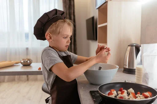 Four effects that children can get by participating in cooking