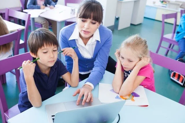 Giảng dạy lập trình dành cho trẻ