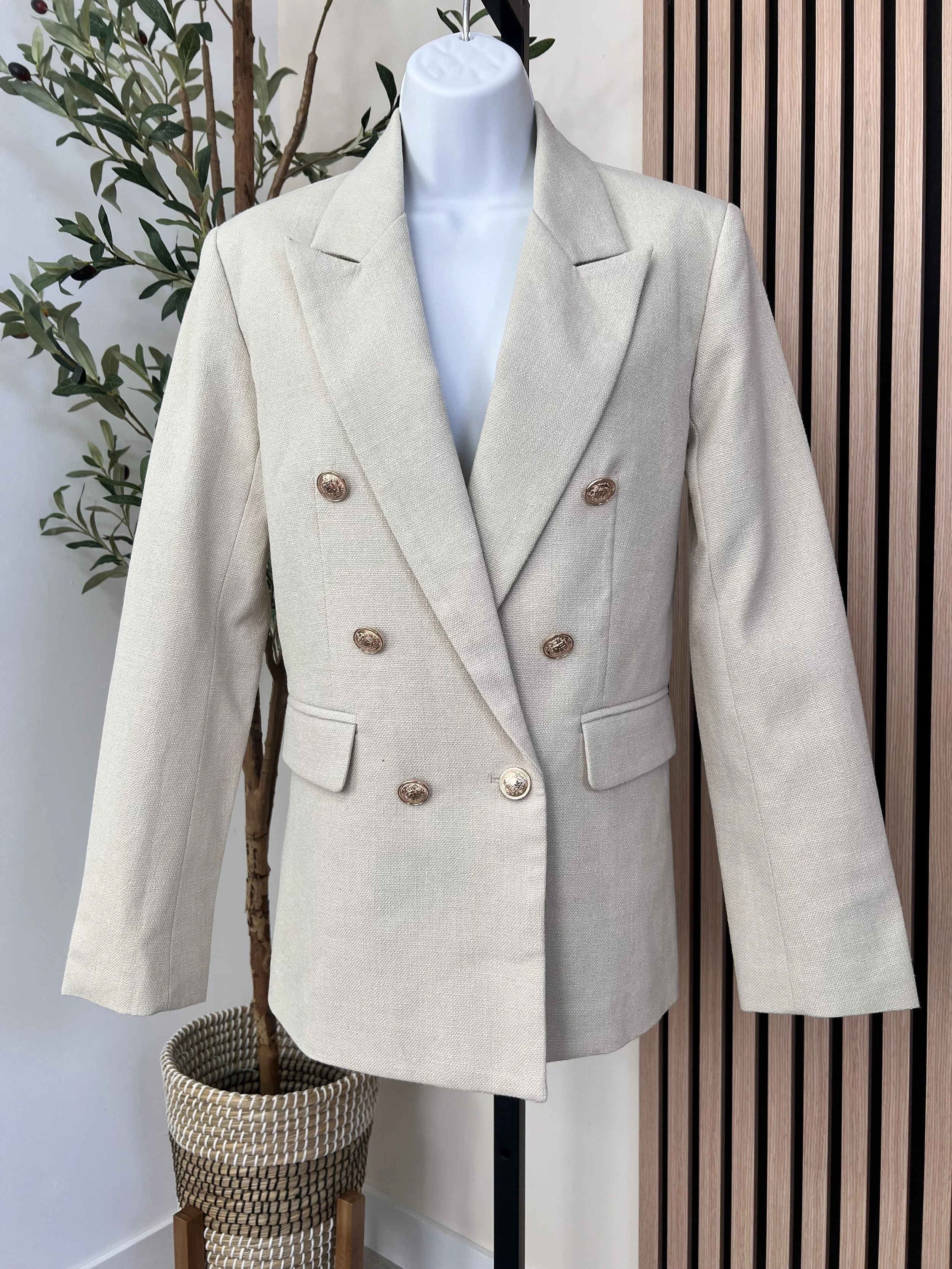 taupeblazer01.jpg