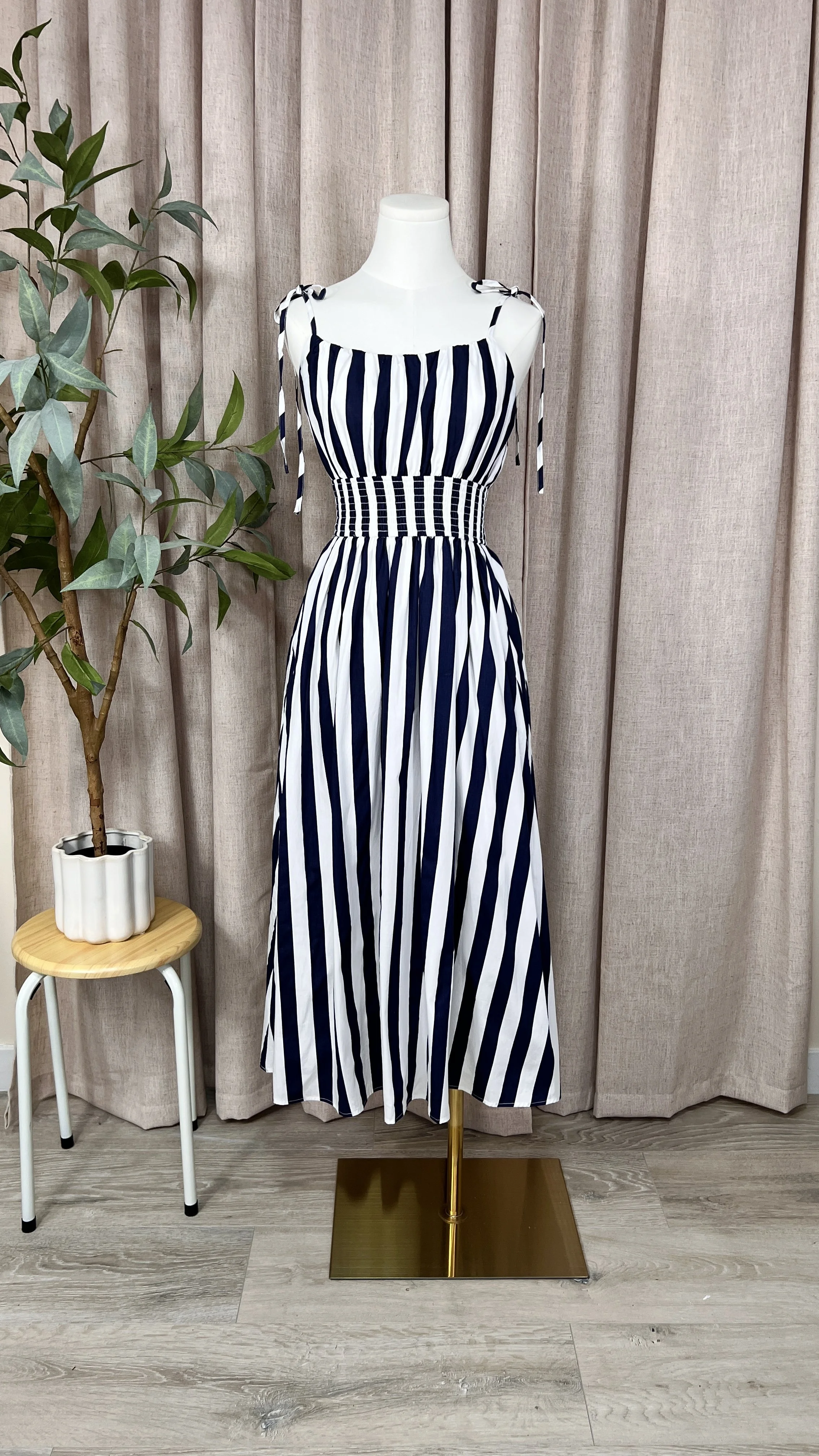 Stripped Midi Dress.jpg