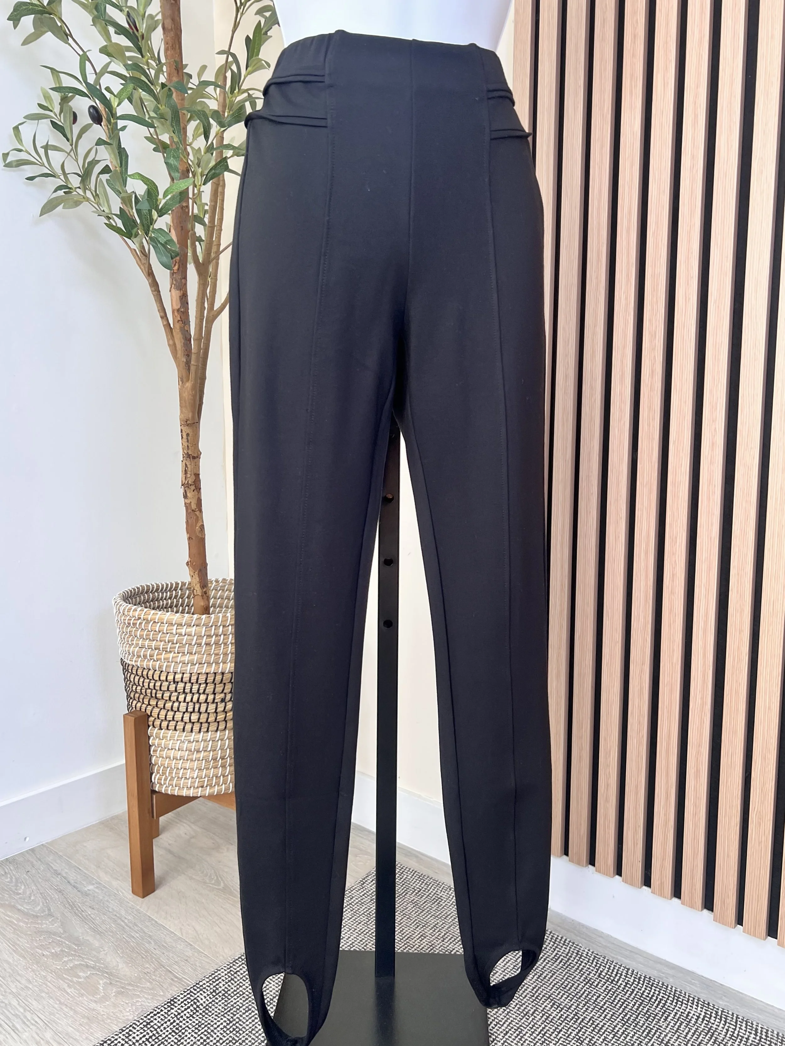 legging01.jpg