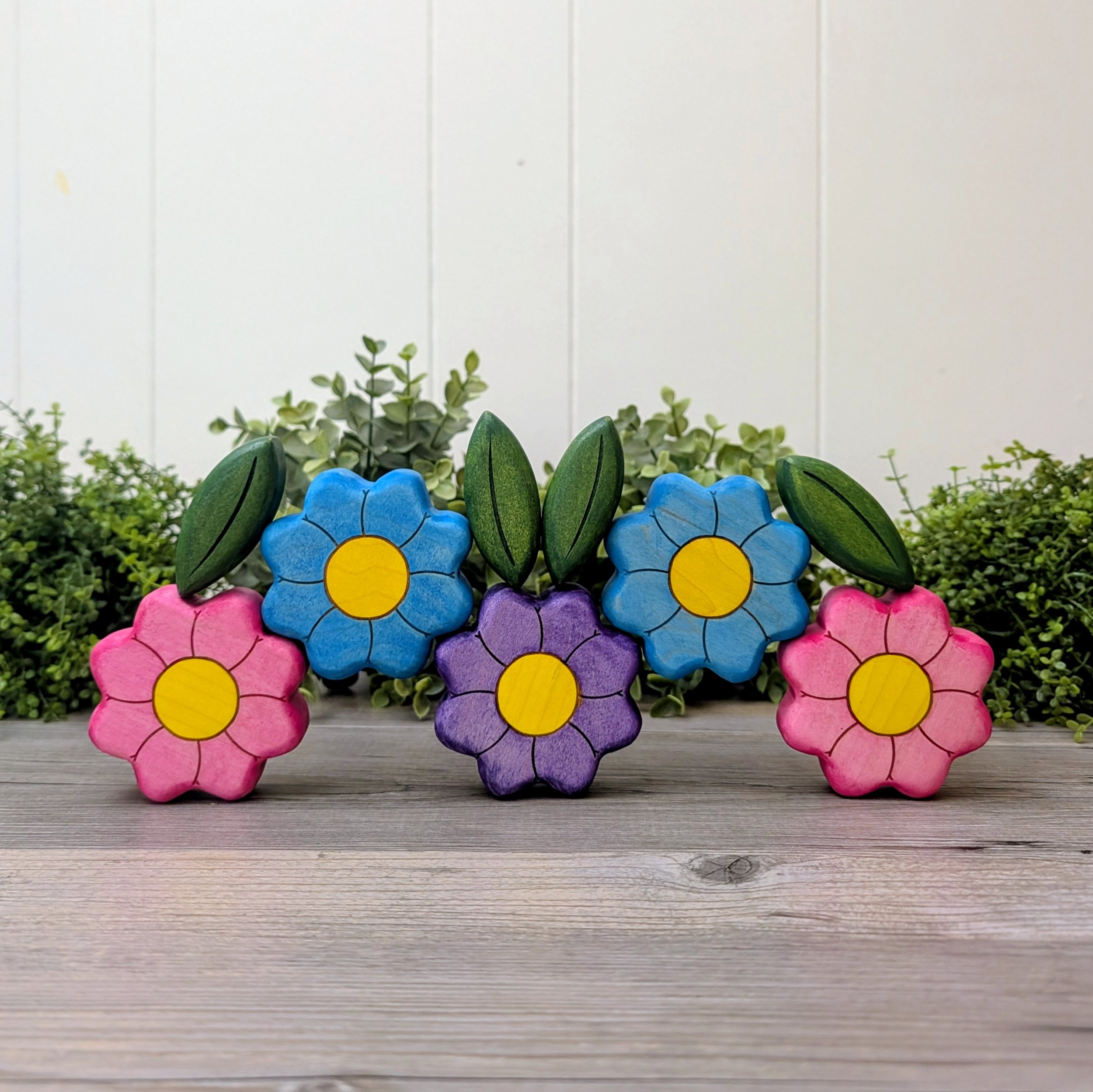 Floral mandala wooden puzzle with daisy and leaf blocks