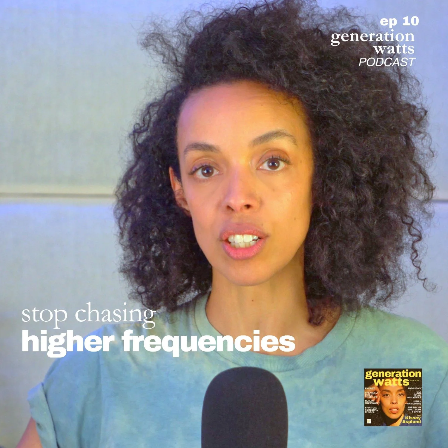 Kissey asplund with blue t-shirt speaking "stop chasing higher frequencies"