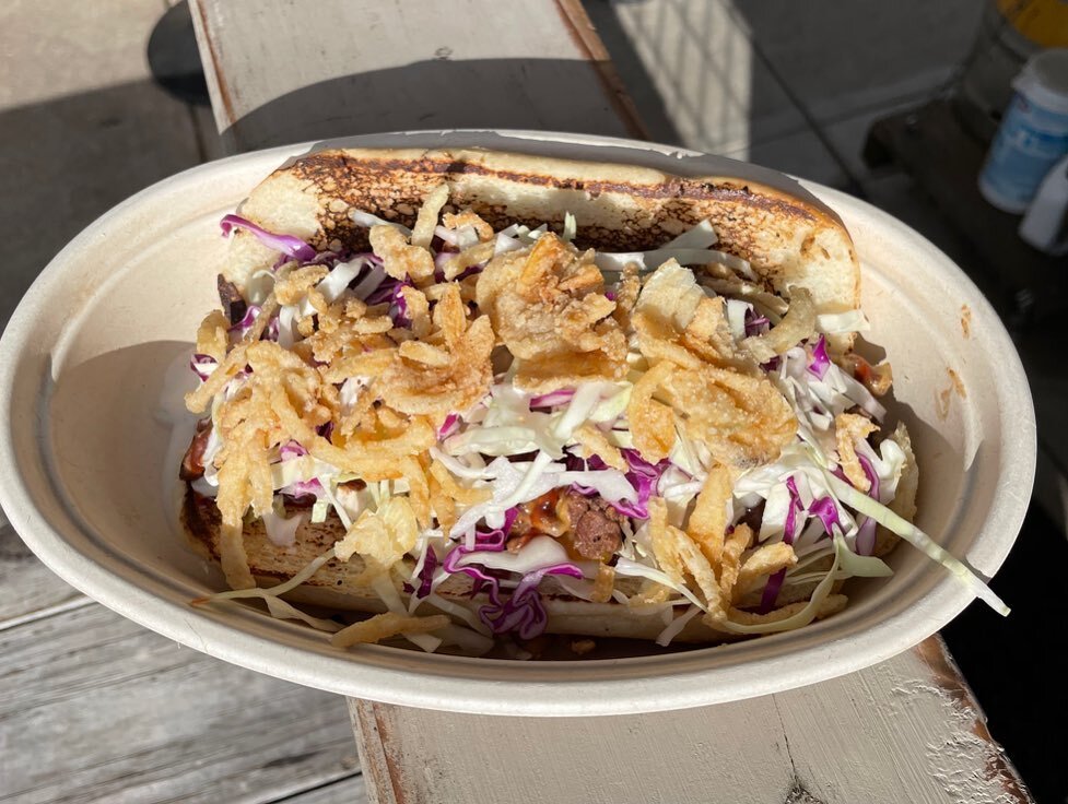 SPECIAL!!!!

BBQ BEEF SANDWICH
Thinly sliced @lopes_farm_llc beef, American cheese, Bbq sauce, house made slaw, and topped with crispy onions
$16
Come by @mahaloaleworks and give one a try! Live music by @justkj.love tonight from 6-8pm! Come grab a b