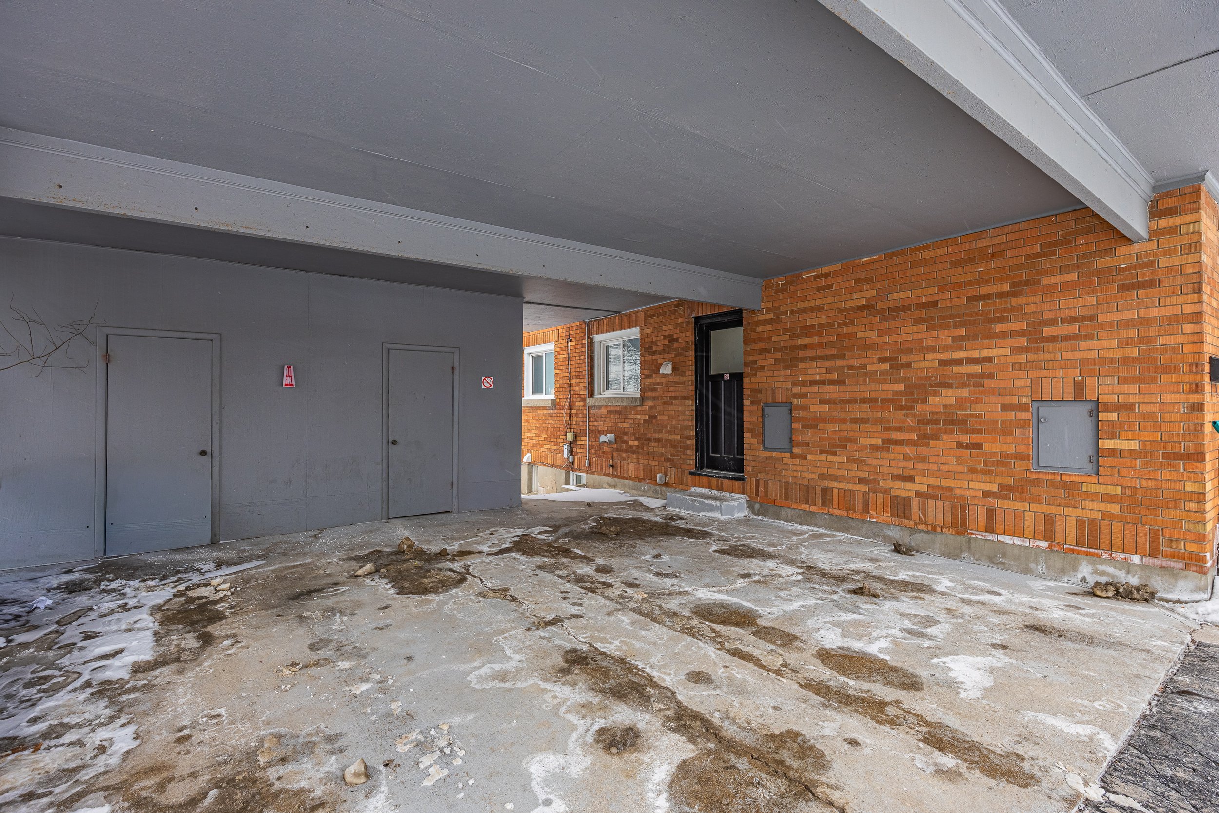 664 Cheapside St -25.jpg