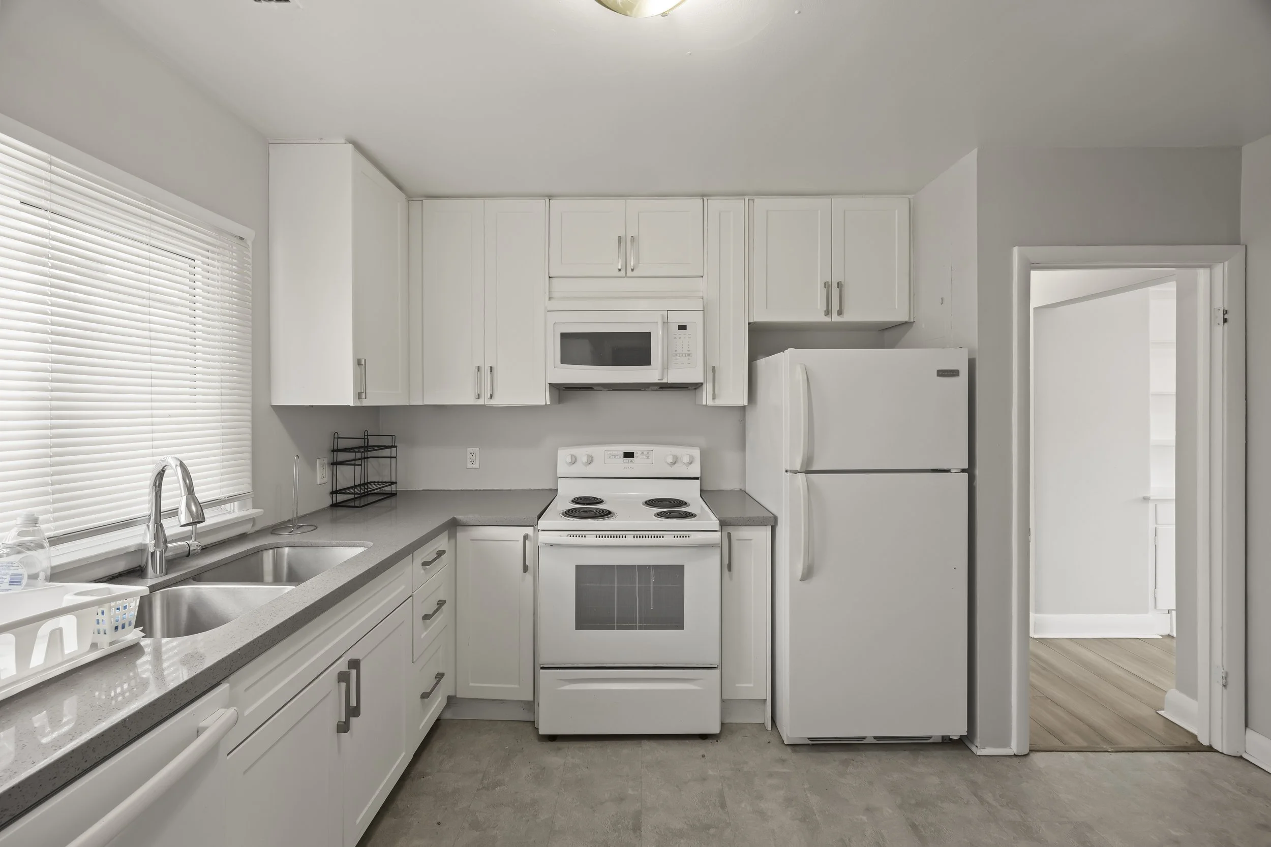 664 Cheapside St -06.JPG