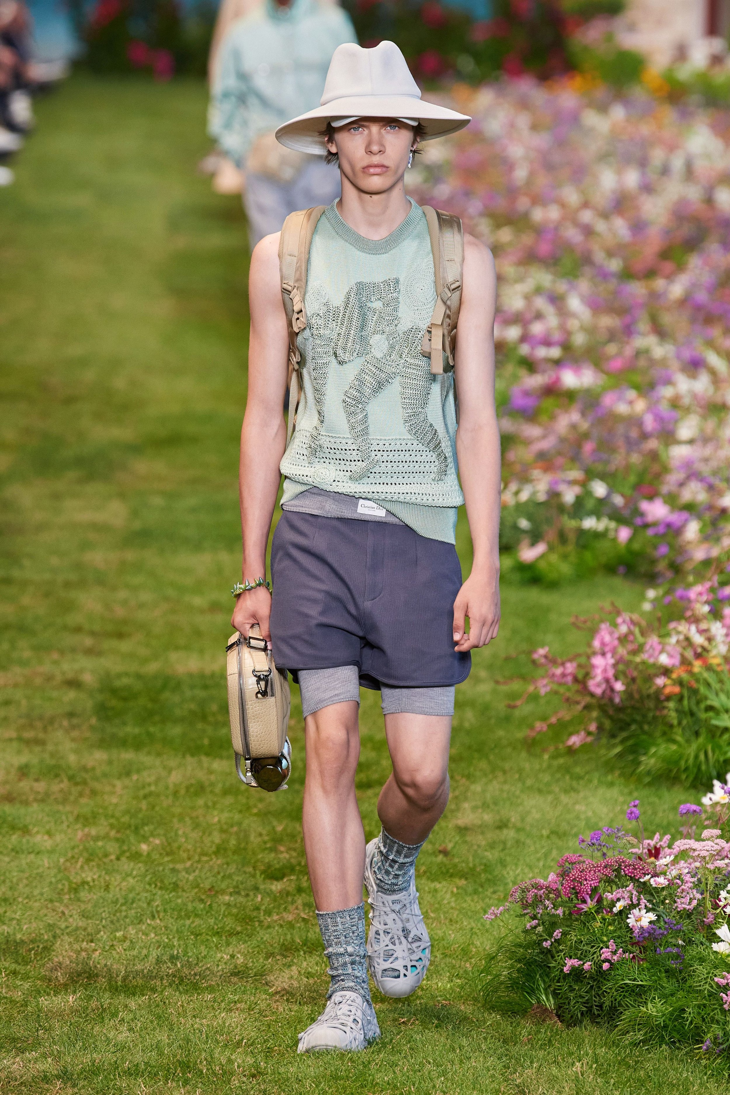 00007-dior-spring-2023-menswear-credit-gorunway.jpeg