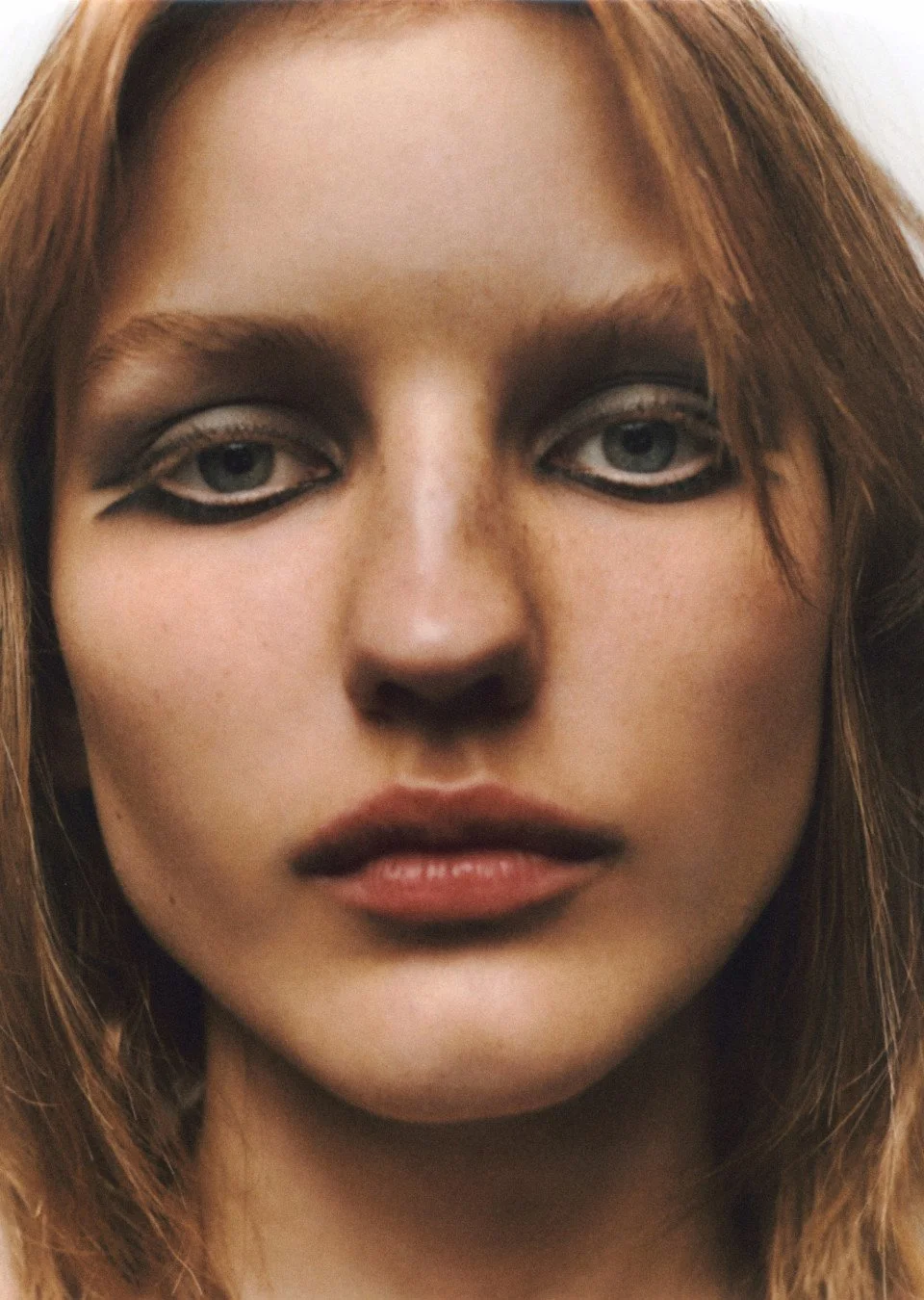 NADINE KIRILOVA - OUI MANAGEMENT Portfolio_1.jpg
