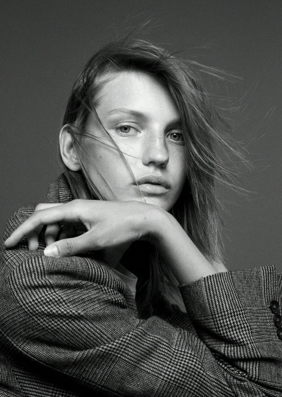 NADINE KIRILOVA - OUI MANAGEMENT Portfolio_13.jpg