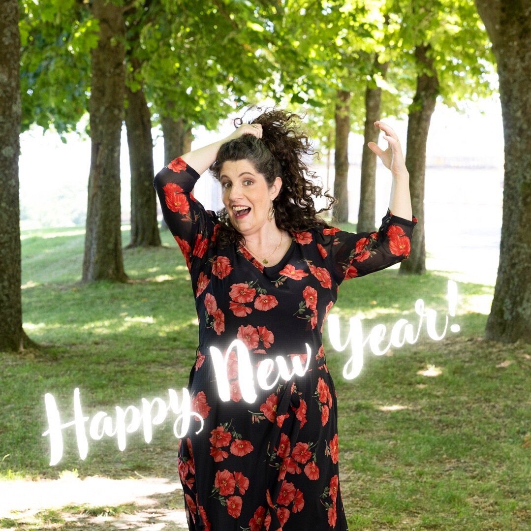 Happy New Year! 🥳✨🎈
Wishing you all the best.
Love, Sarah

#happynewyear 

📸 Vera Hartmann