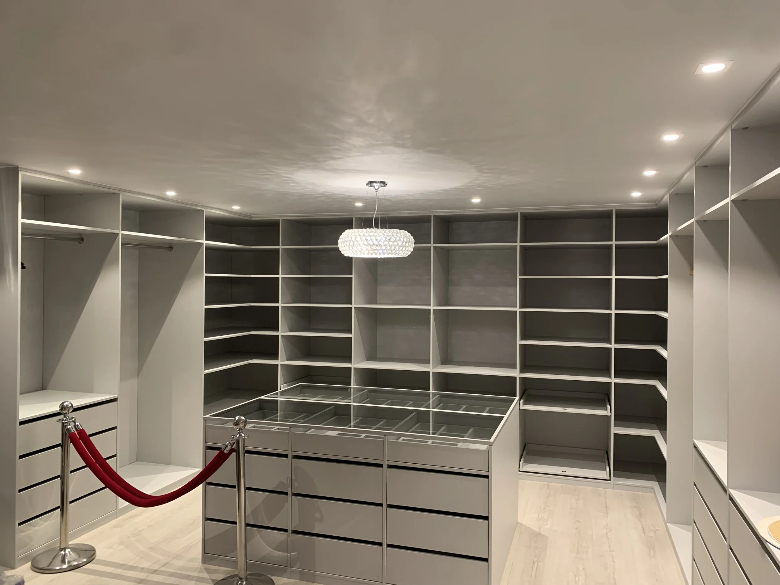 Walk- in, U708 ST9 Light grey (1).jpg