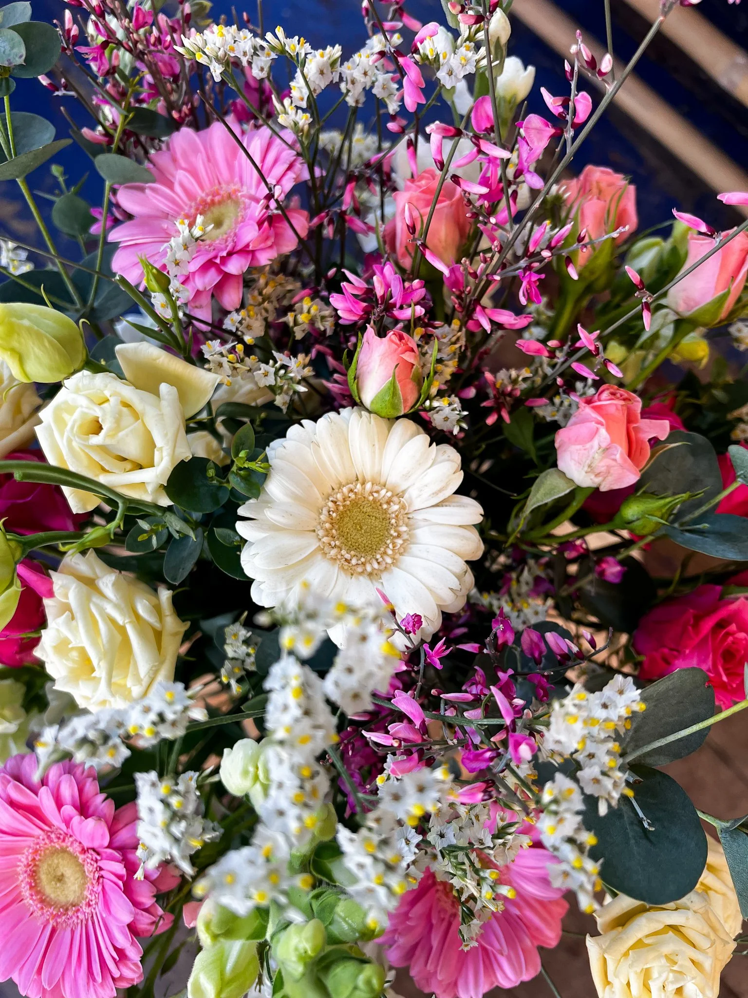 Classy understated valentines flowers