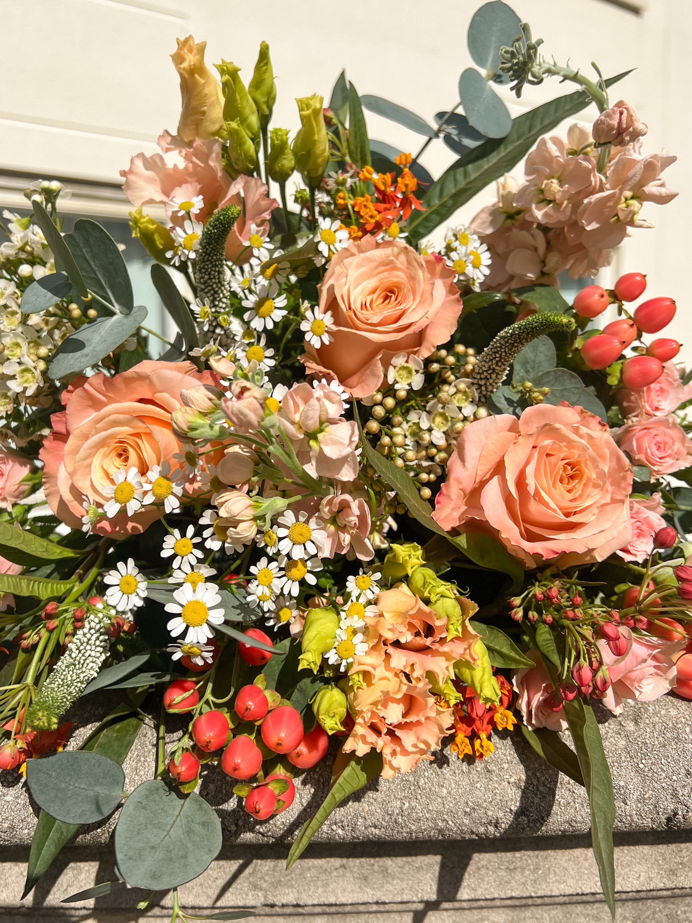 Peaches and Cream Handtied Bouquet