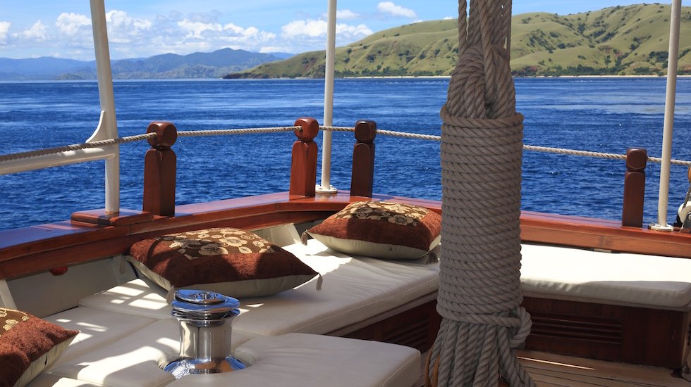 Luxury liveaboard master cabin sundeck