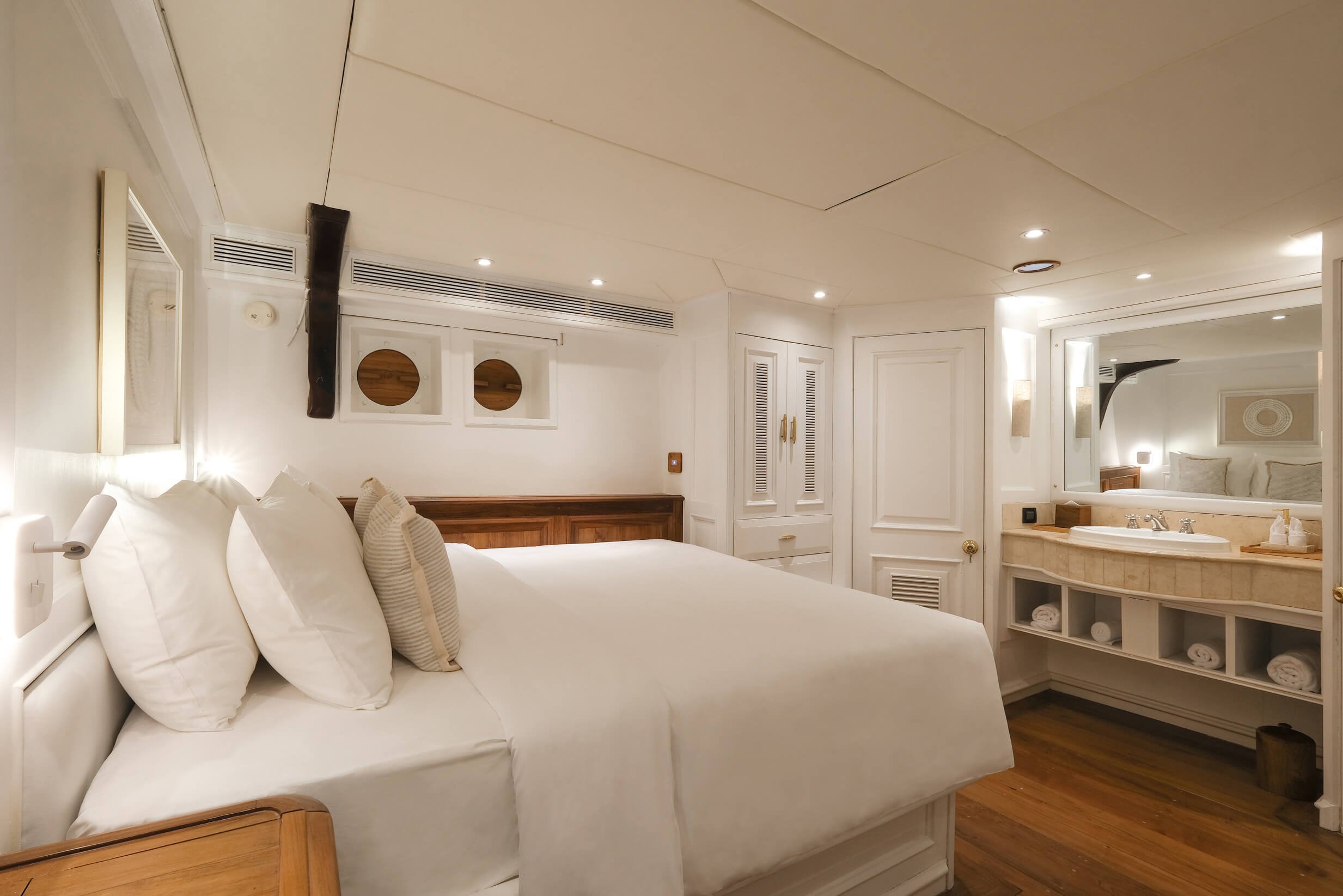 Deluxe Lower Deck Cabin