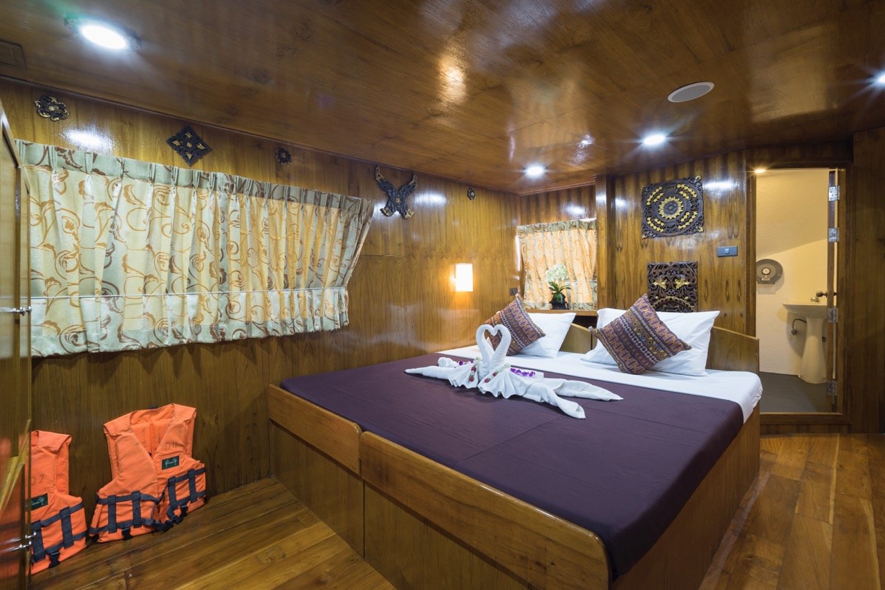 Sawasdee Fasai Liveaboard Master Cabin.