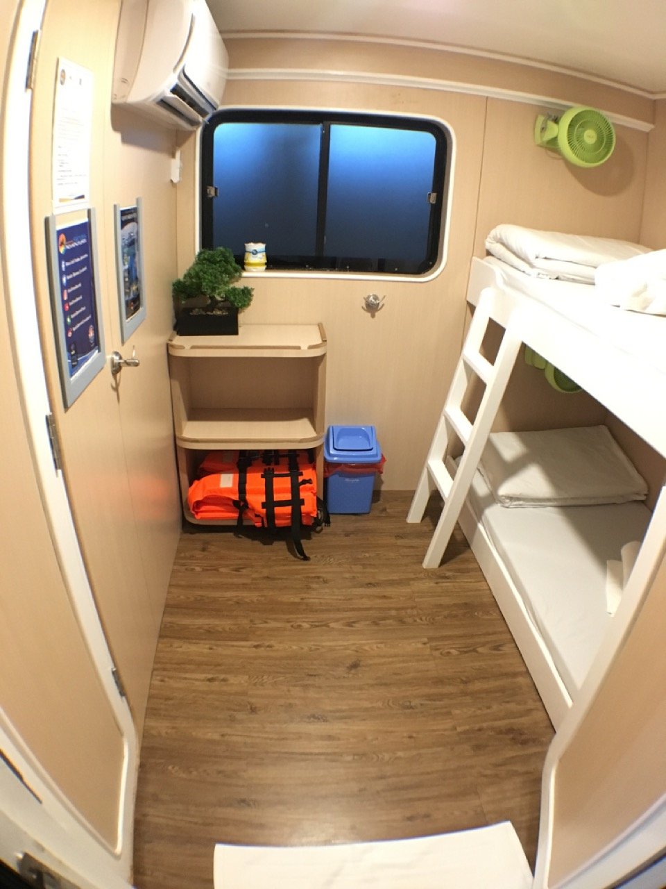 Manta Queen I Twin Bed Ensuite