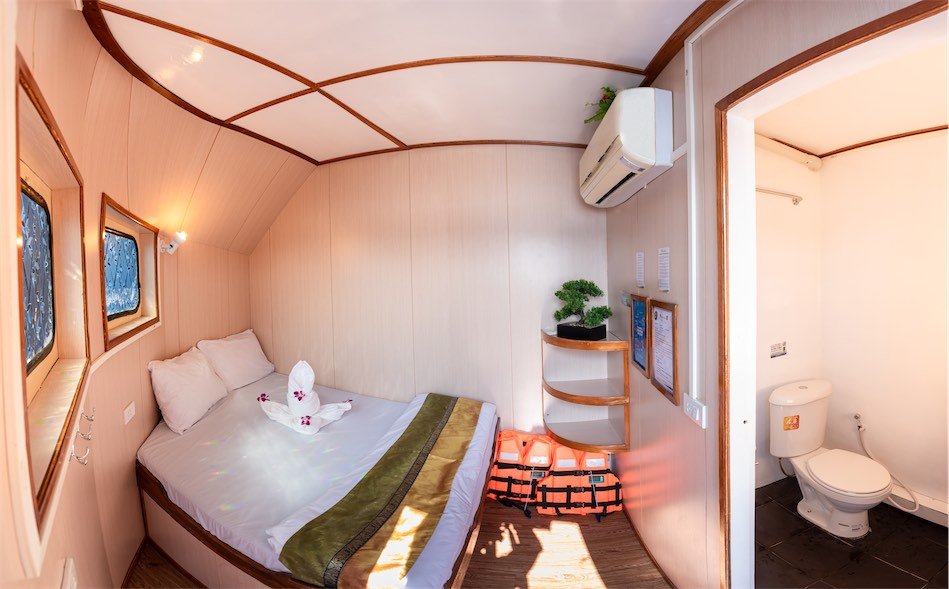 Double Bed Ensuite Cabin