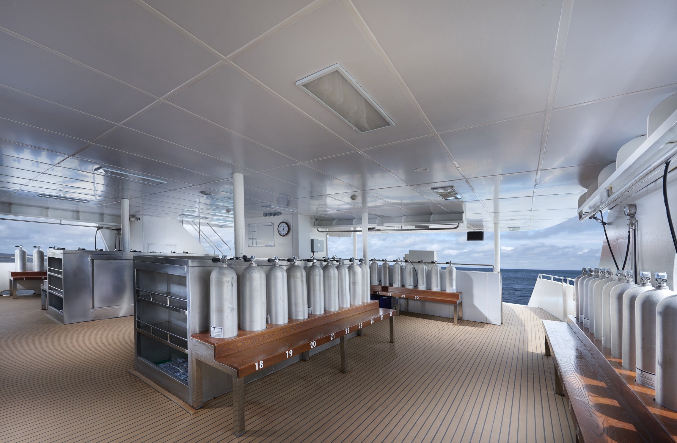 5-Star Indonesia liveaboard dive deck